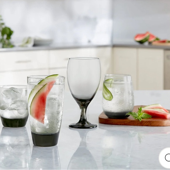 Libbey Classic Smoke Goblet Beverage Glasses, 16.25-ounce, Set of 6 - Picture 4 of 4